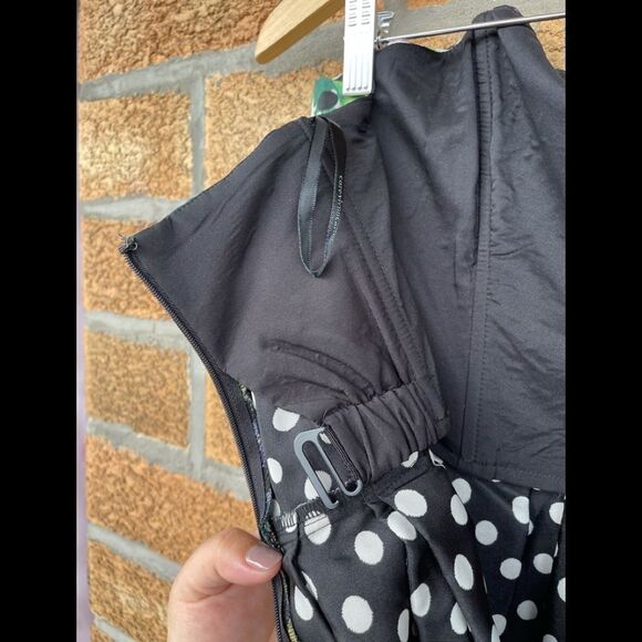 Corey Lynn Calter  LAVENDEL DRESS size 6 - Picture 8 of 12